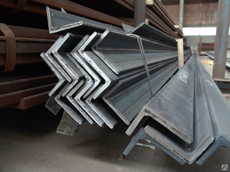 Tipe - Tipe Besi Siku